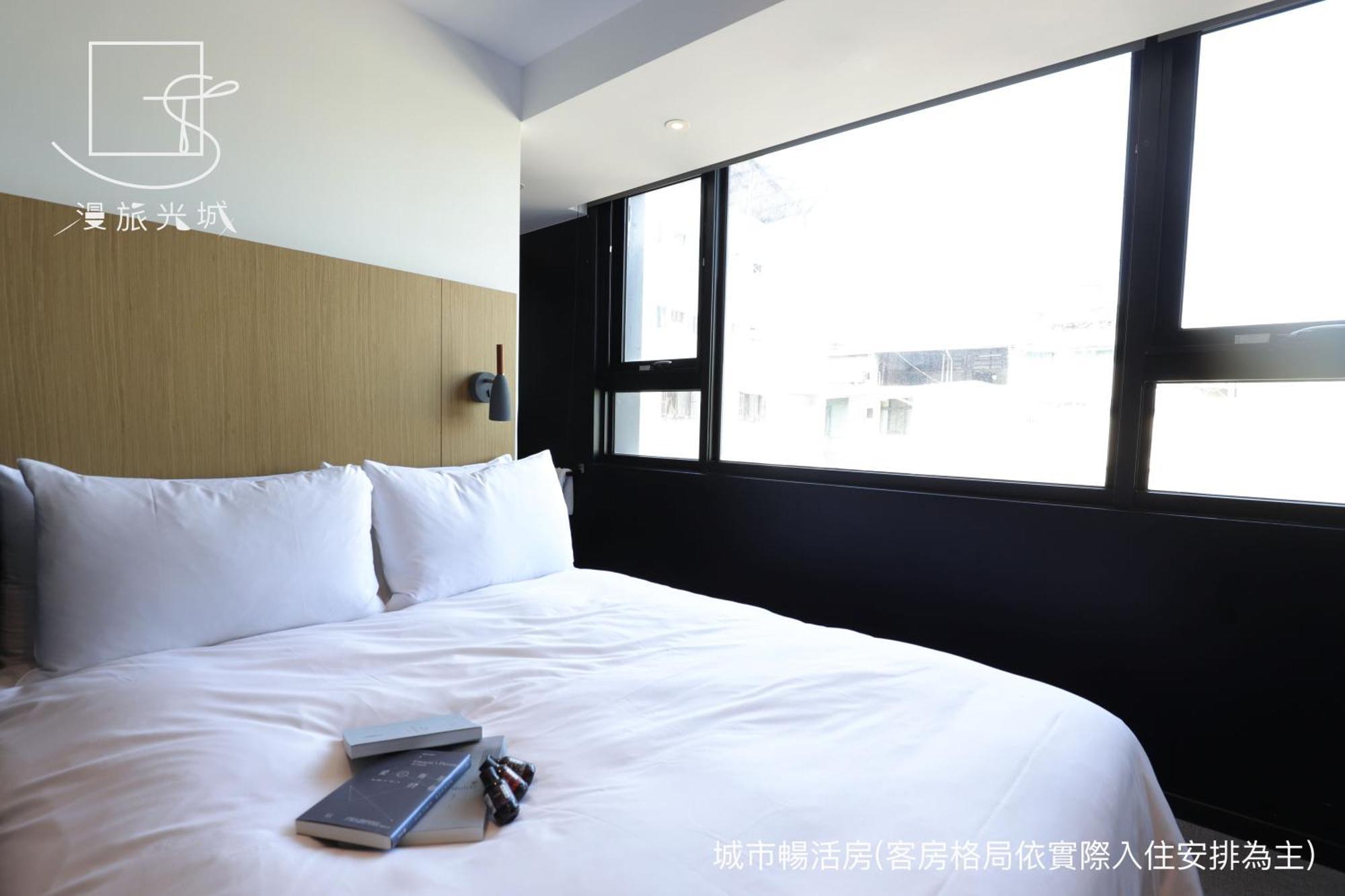 Slow Town Hotel-Glowing Taichung Oda fotoğraf